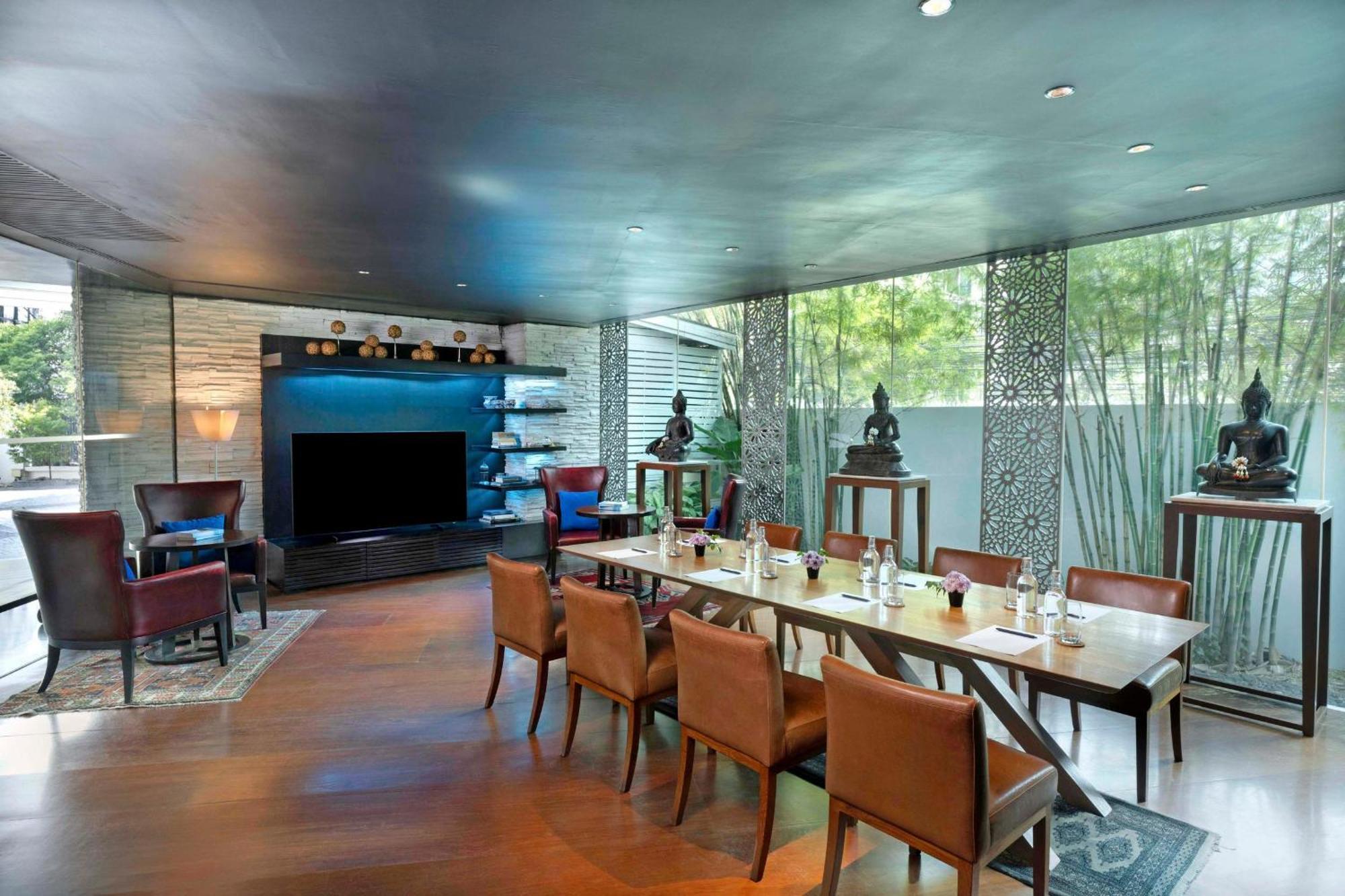 Tui Blue Maduzi Hotel Bangkok Exterior photo