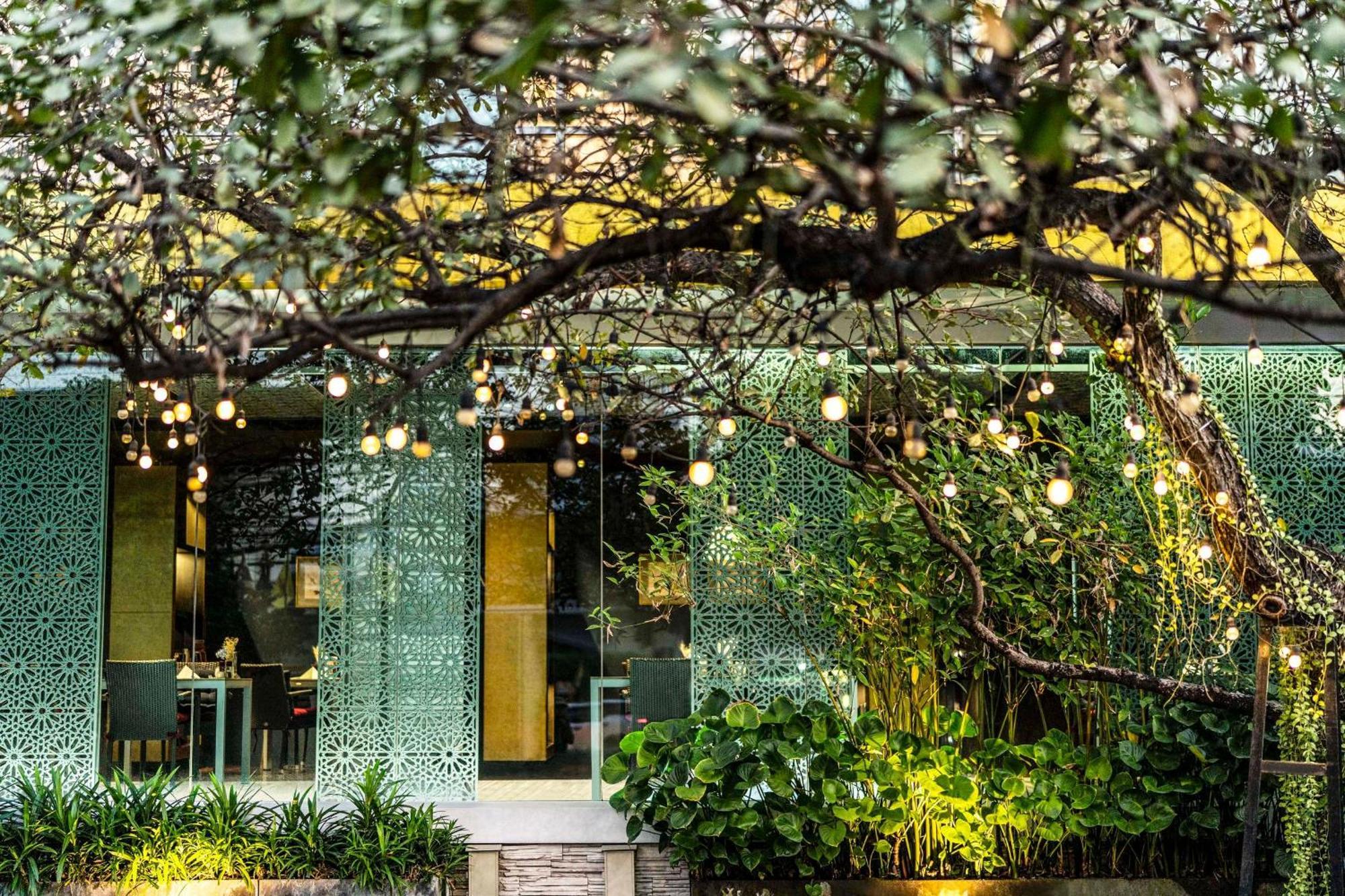 Tui Blue Maduzi Hotel Bangkok Exterior photo